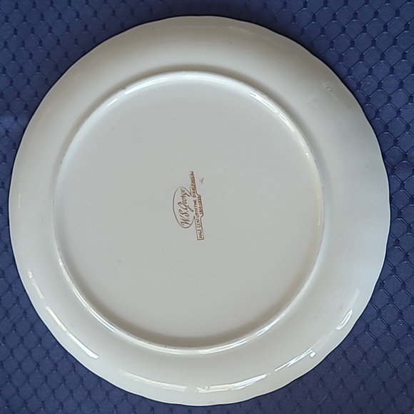 W.S. George Pine Cone Dinner Plate - Picture 5 of 5